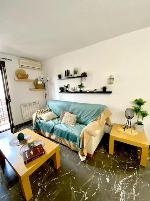 El Almendral Apartment เฮน ภายนอก รูปภาพ